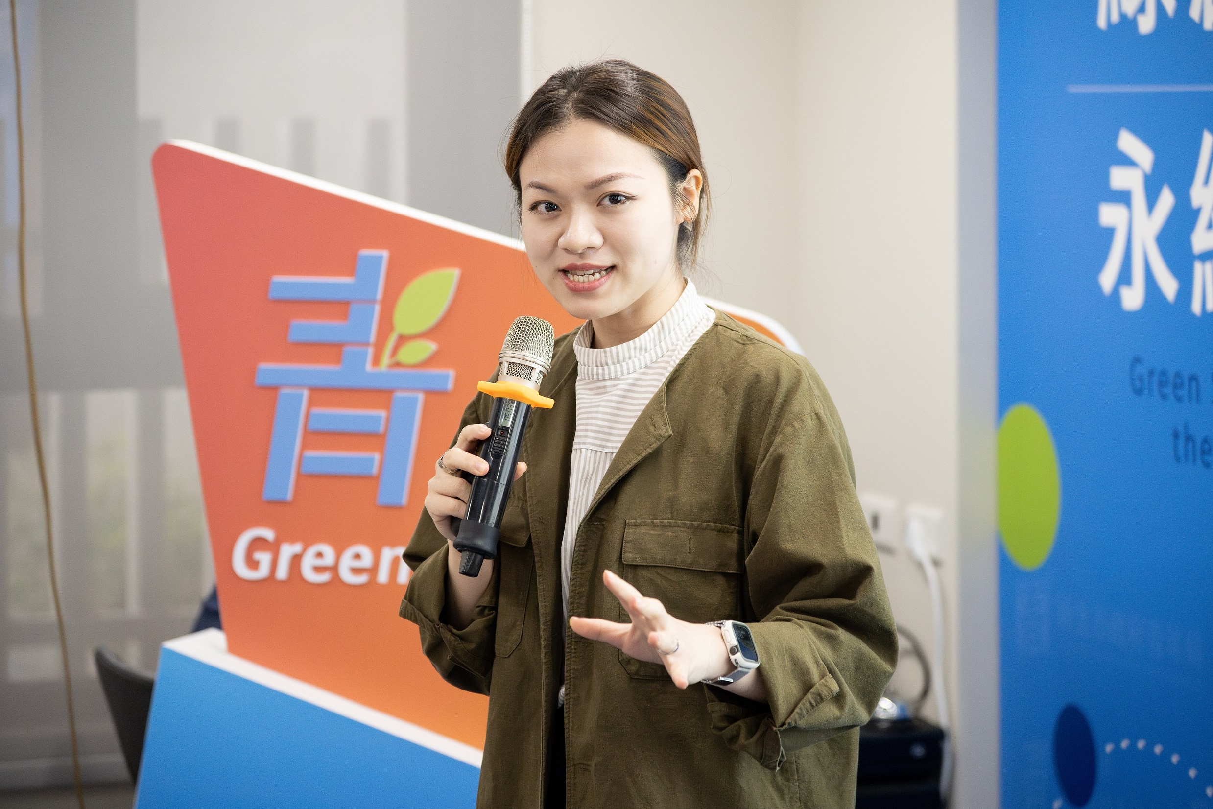 艾吾友農商品牌拓展有限公司創辦人廖俞瑄，公司專注於生物可分解包材研發，於 Demo Day 中獲評審青睞，得到第二名肯定。